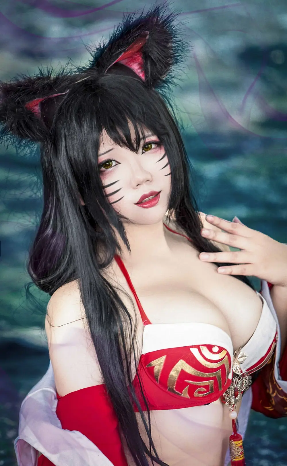 Ahrishiki cosplay vẻ đẹp mê hoặc của nữ yêu hồ ly