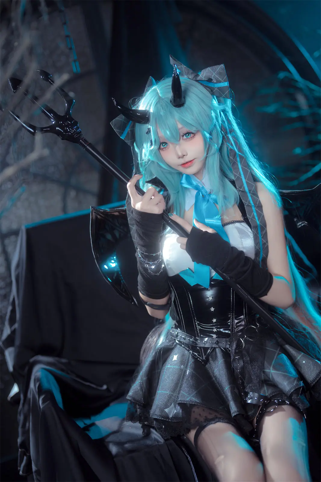 Aiwest cosplayer trong vai black rock shooter đáng yêu