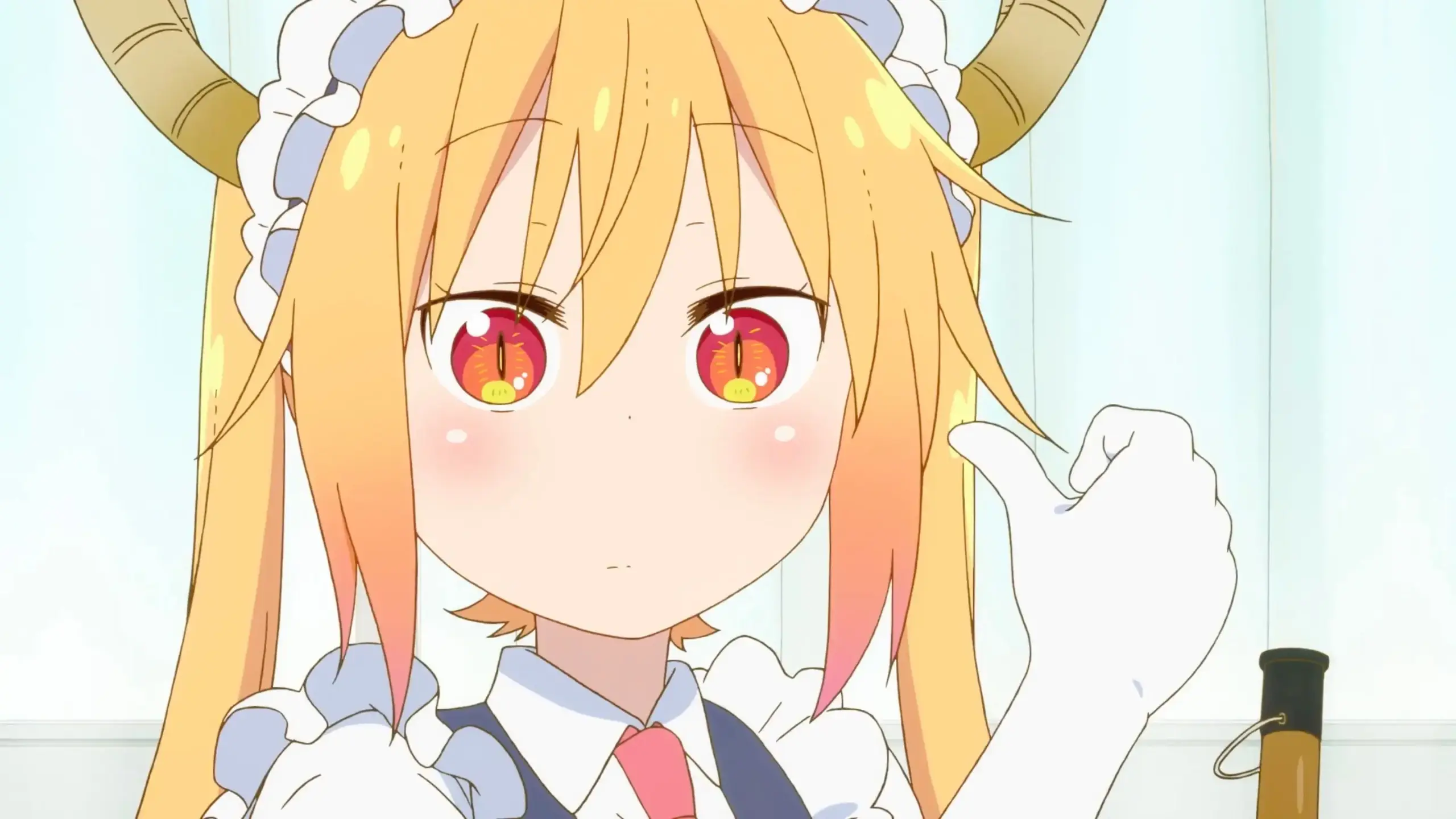 Ảnh rồng anime dễ thương với đôi mắt vàng sáng ngời