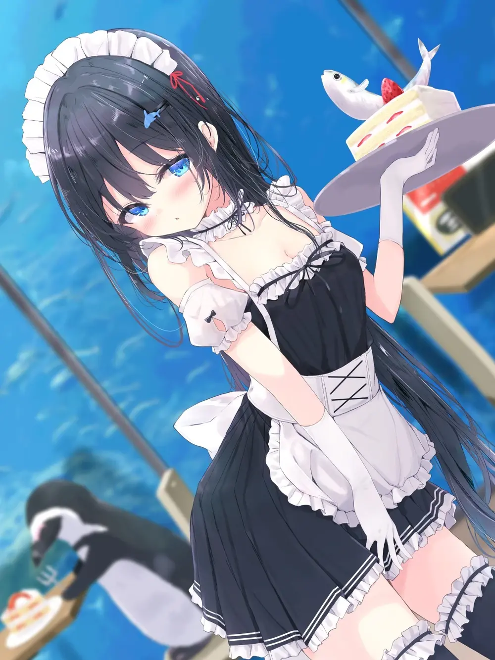 Cô gái anime diện trang phục nữ quản gia dễ thương